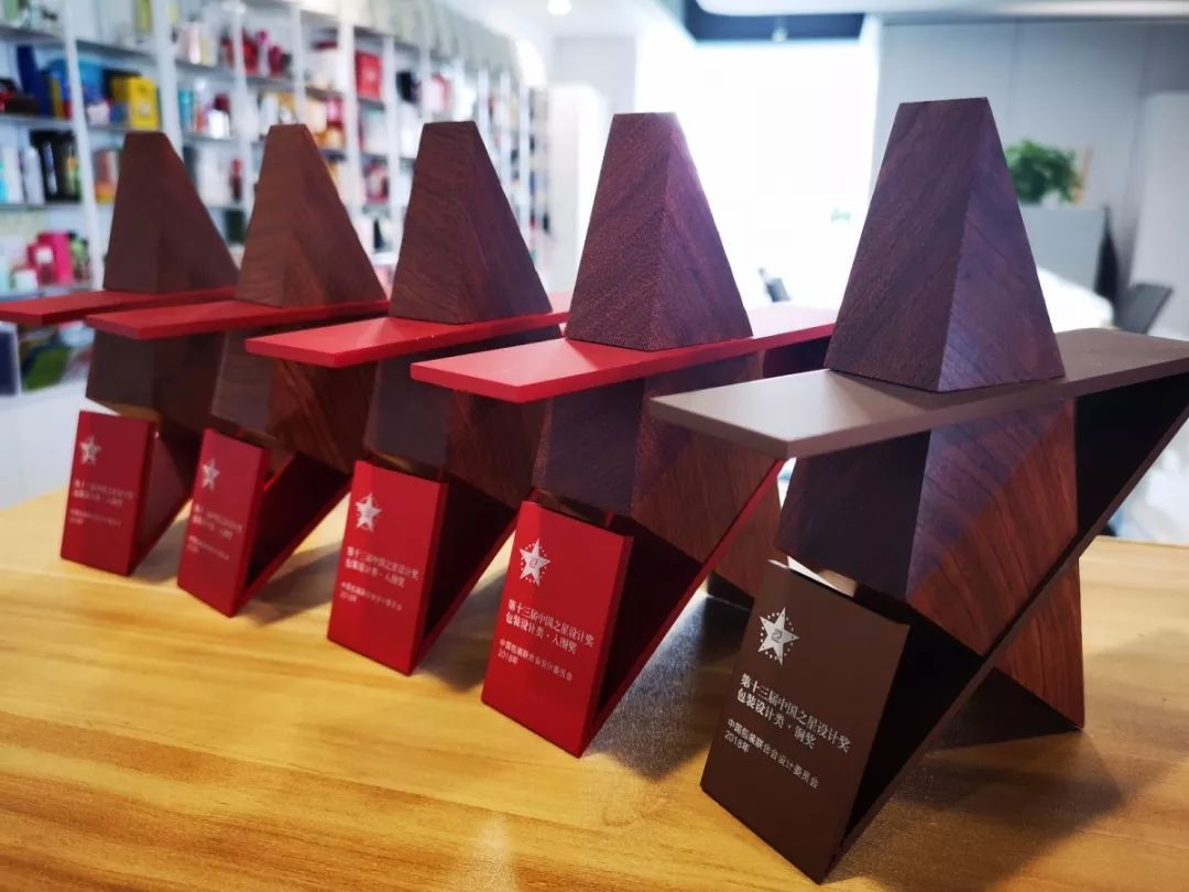 1548921555124991u8CT.png blob.png