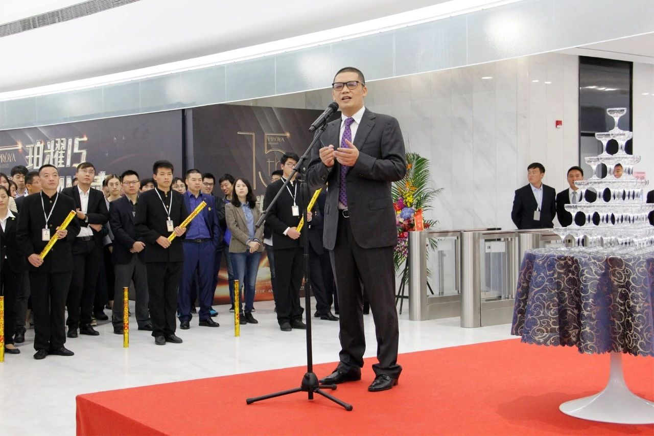 1548914138230611QCKN.png blob.png