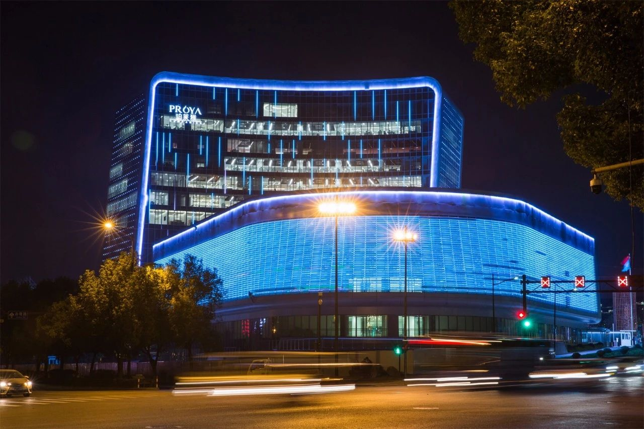 1548914424365937wN1o.png blob.png